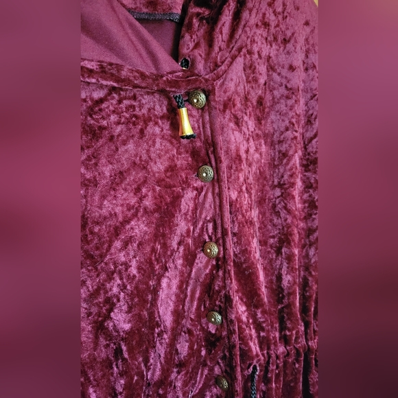 Red crushed velvet button down, hooded dress with drawstrings - Picture 5 of 7